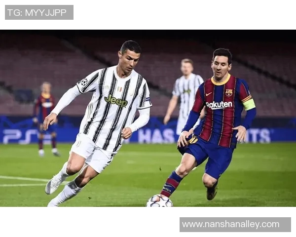 足球明星在社交媒体上如何与粉丝互动和分享生活点滴